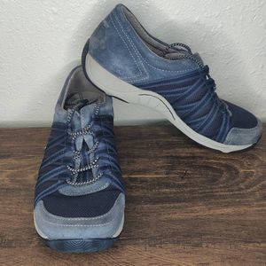 Dansko Womens Blue Honor Sneaker Size 38 Size 7.5